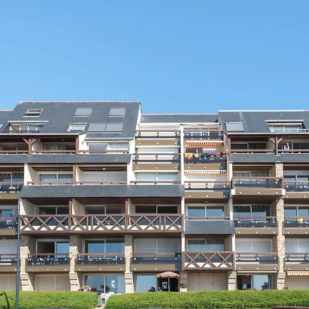 Appartamento Le Britannia-2 By Interhome